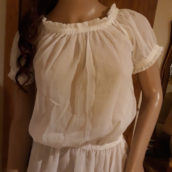 Cute White Ruffle Crochet Mini Dress Sz M Cover-up - Picture 5 of 6